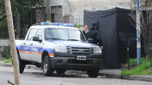 Brutal ataque en una casa de Moreno: Matan a un nene de 3 años y hieren a sus padres