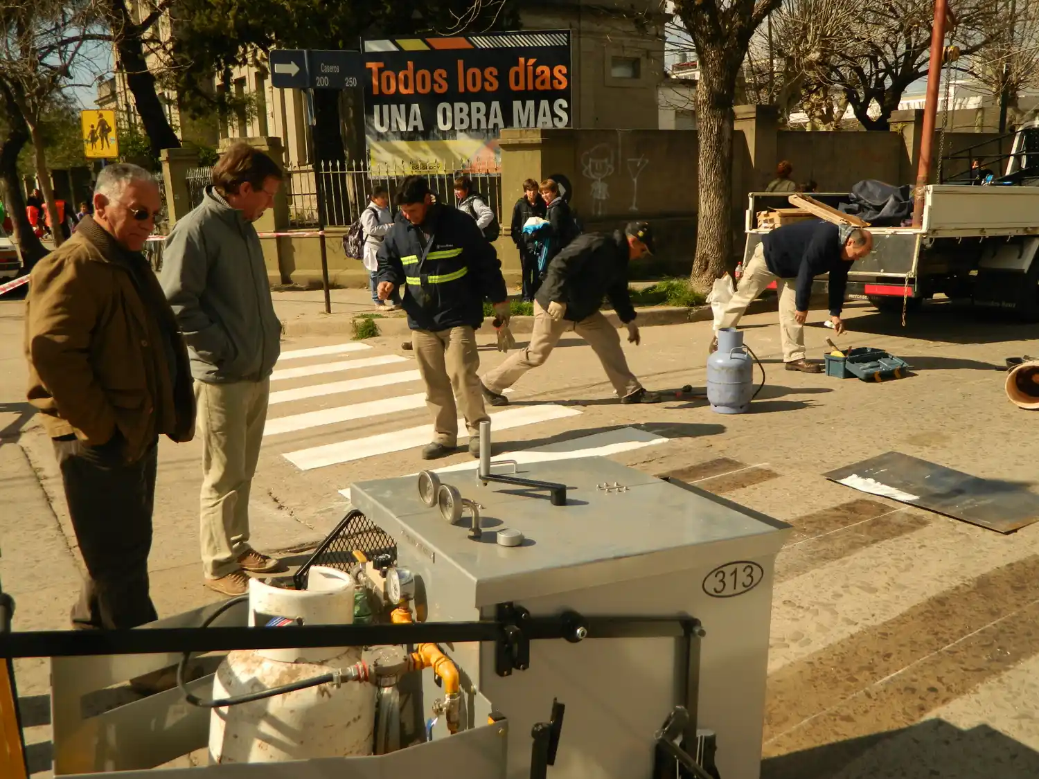 Está en funcionamiento la nueva máquina de demarcación vial