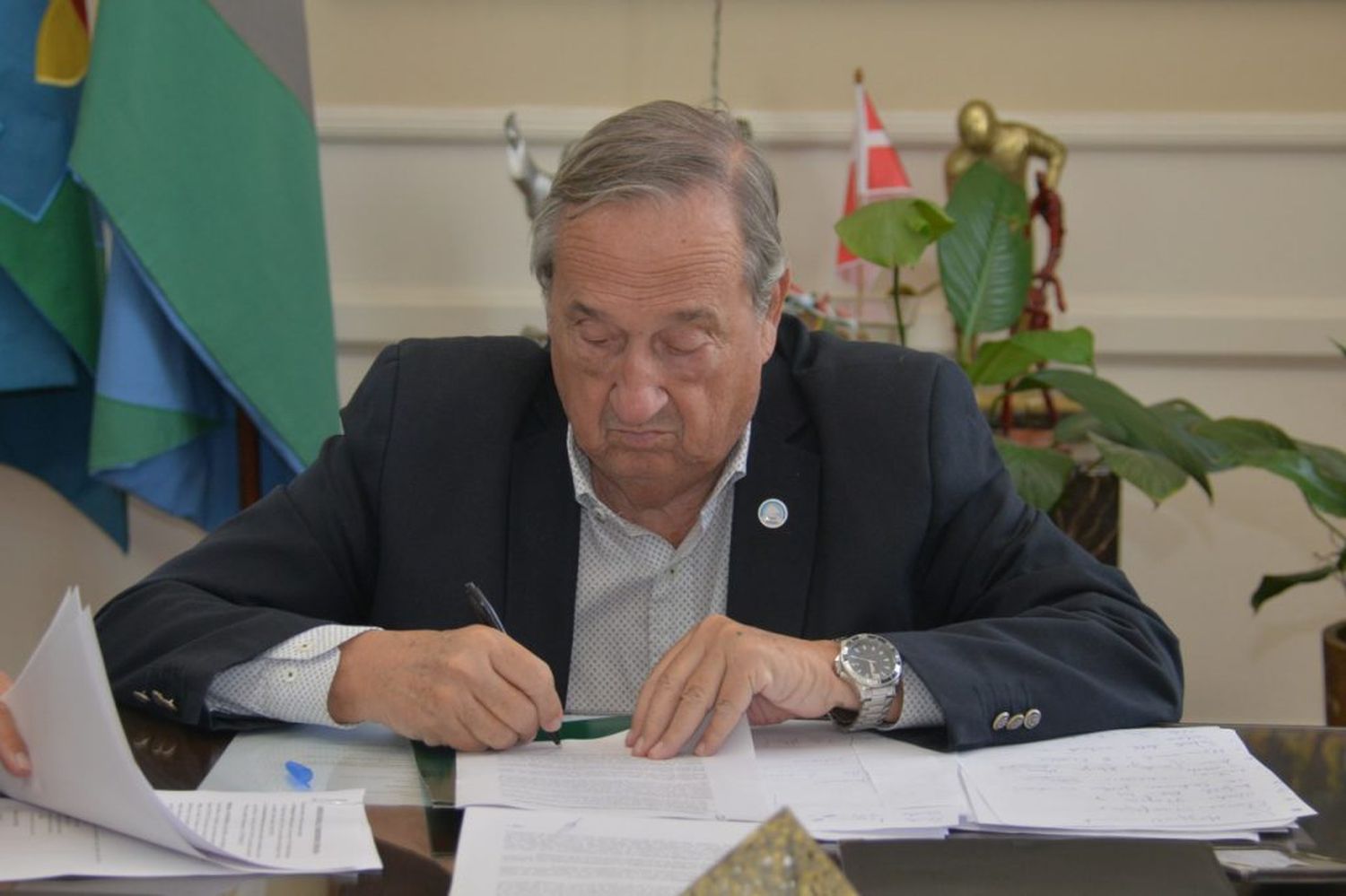 "Ningún intendente va a hacer política partidaria en este contexto", expresó Lunghi
