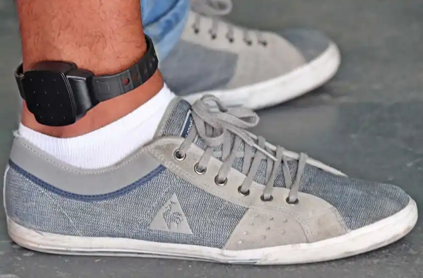 Tras el crimen de Úrsula Bahillo, el Gobierno aceleró el programa de colocación de tobilleras a agresores