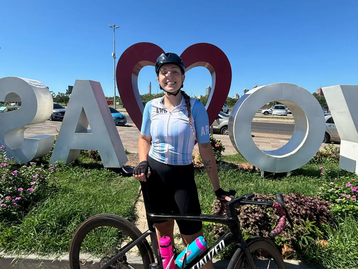 Francone, con la celeste y blanca