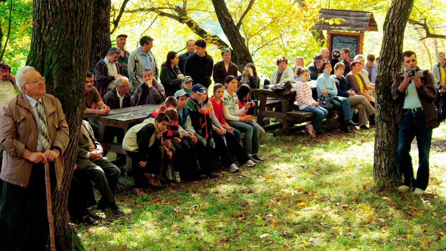 La aldea de Transilvania donde la felicidad se cultiva en comunidad