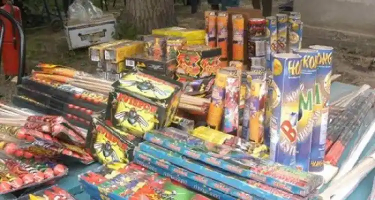 El Concejo prohibió la venta y uso de pirotecnia