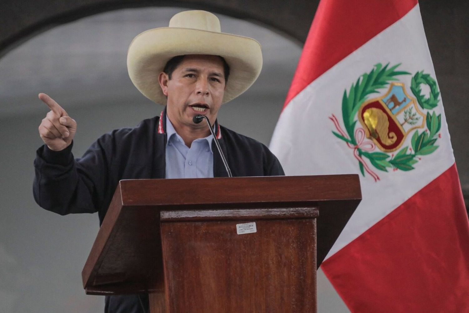 ¡TRABAJAN BAJO AMENAZAS! En Perú acaban con la prensa