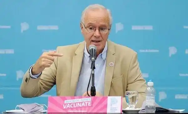 Gollán en Los Hornos celebró la ausencia de pacientes internados con coronavirus en un centro de salud 