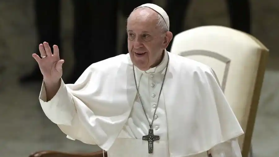 Francisco suspendió su viaje a la Cumbre Climática de Dubai