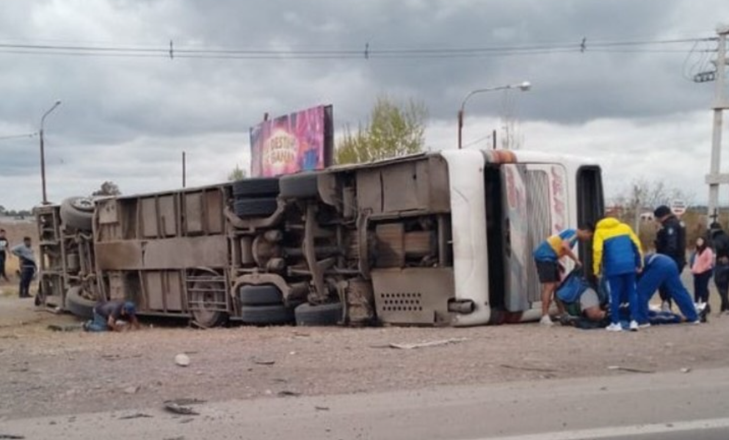 Vuelco fatal en Mendoza: El micro con hinchas de Boca había salido desde La Matanza