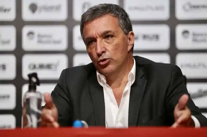 Astore: «Consideramos que Sanguinetti es un técnico propicio para el momento de Newells»