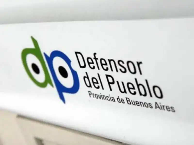 Por la intervención de la Defensoría bonaerense, ordenan reducir a la mitad las cuotas de un plan de ahorro de un auto