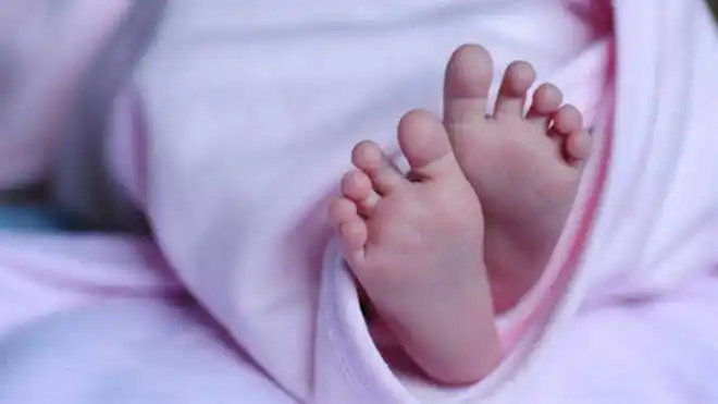 SOLO PORQUE LLORABA: una bebé de 22 meses muere por GOLPIZA que le propinaron sus padres