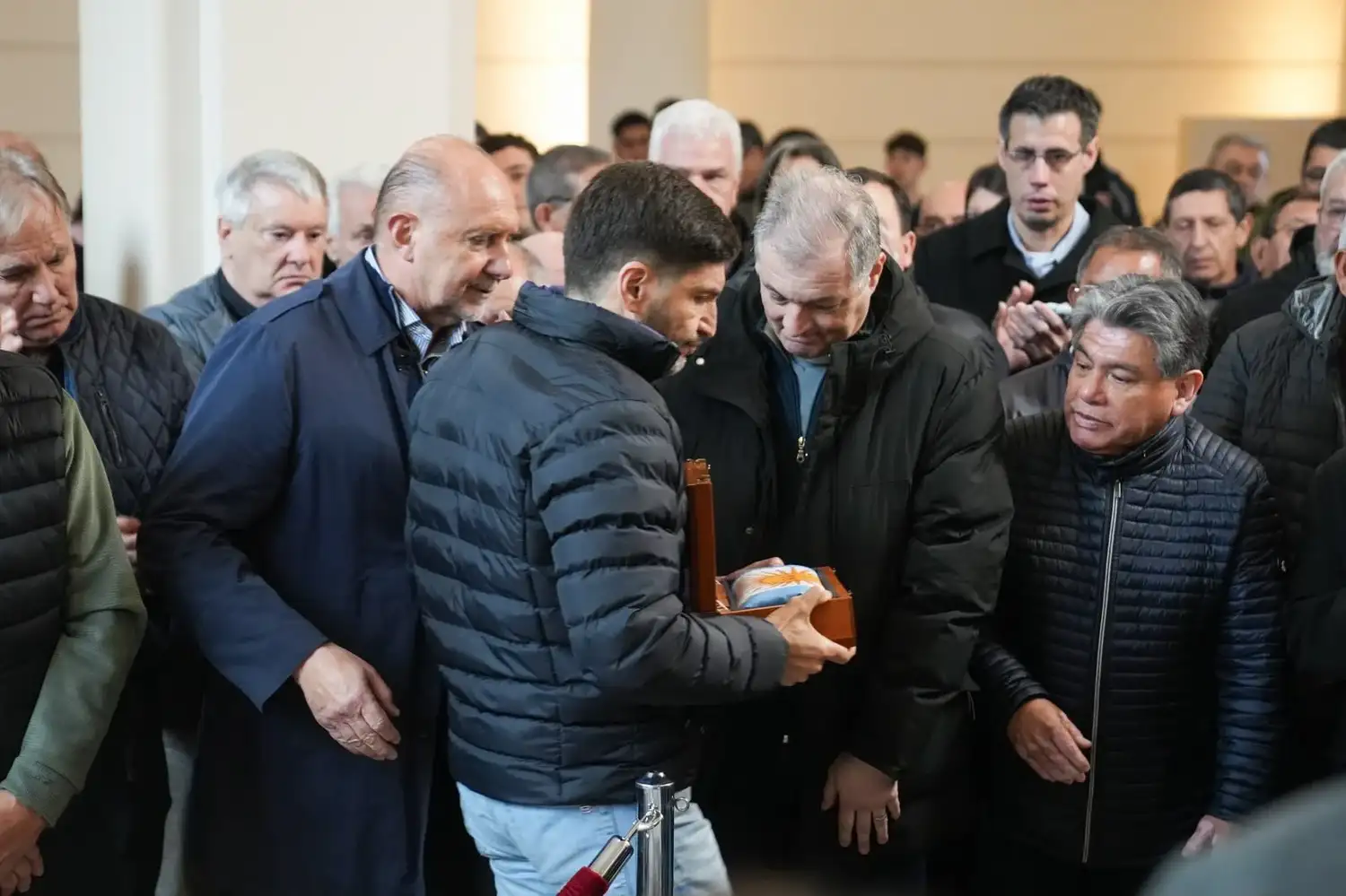 La Provincia dispuso dos días de duelo por el fallecimiento del referente de los veteranos de Malvinas, Rubén Rada - 2