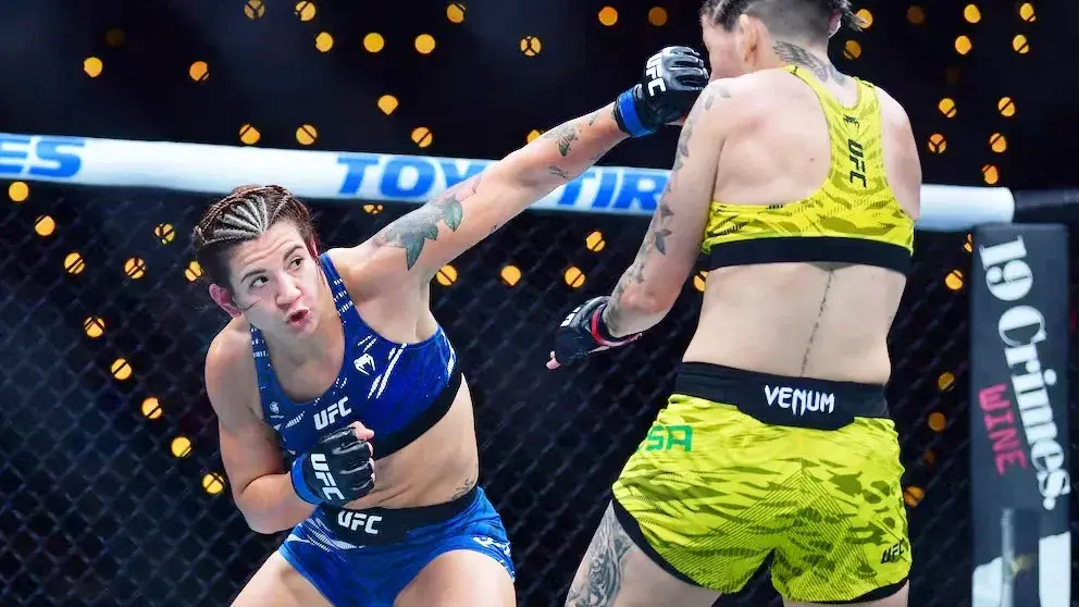 Ailin Pérez combate ante la brasileña Norma Dumont en Artes Marciales Mixtas