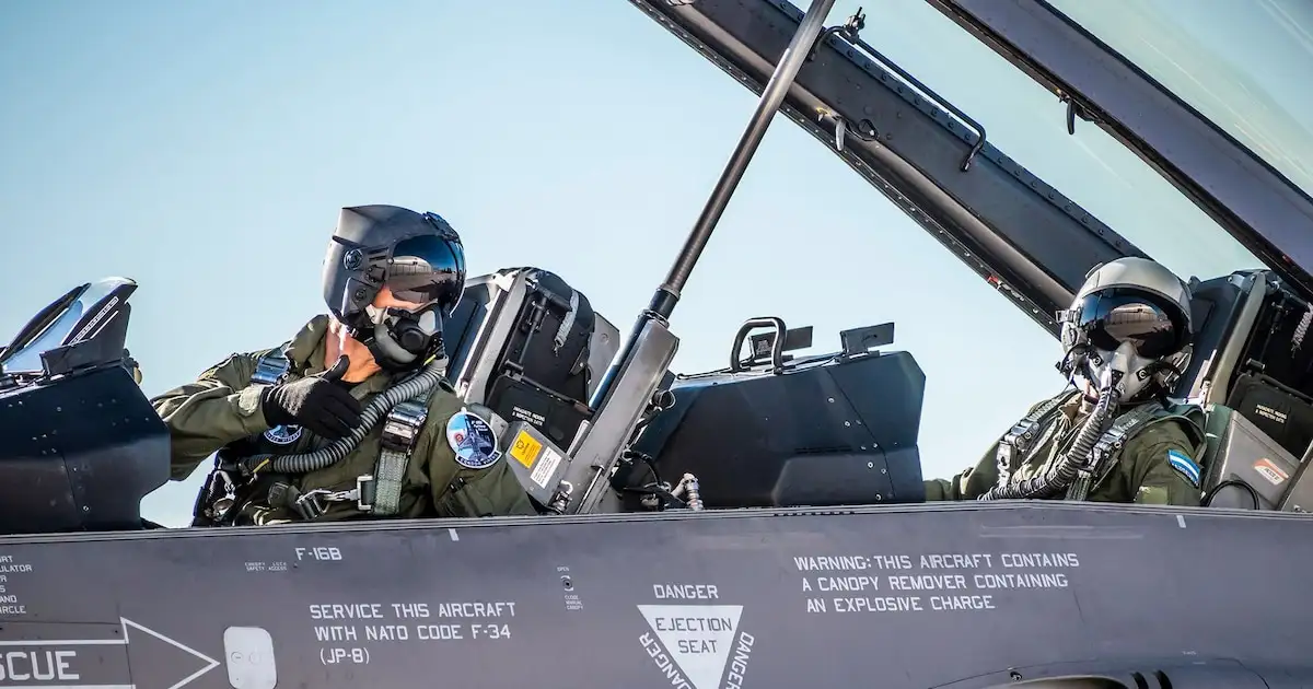 Por su parte, el Ejército Argentino registró una disminución de 12.622 millones de pesos que estaban destinados a maquinaria de producción militar, comunicaciones y transporte.
