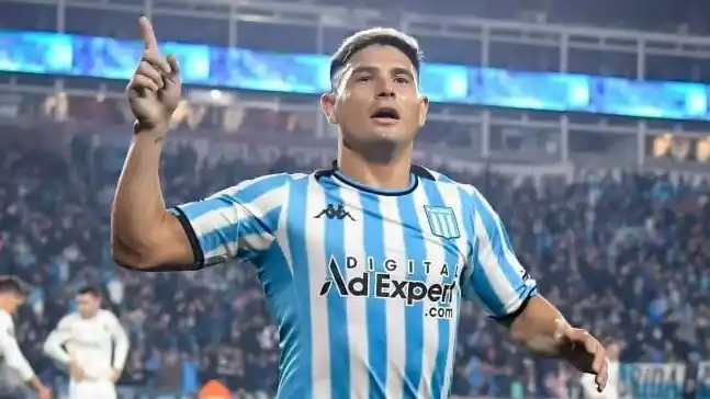 Salas va hacia una polémica salida de Racing.