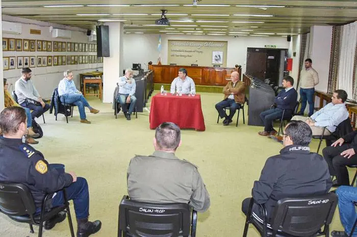 Autoridades de Salud coordinan acciones junto a referentes locales de la costa del Uruguay