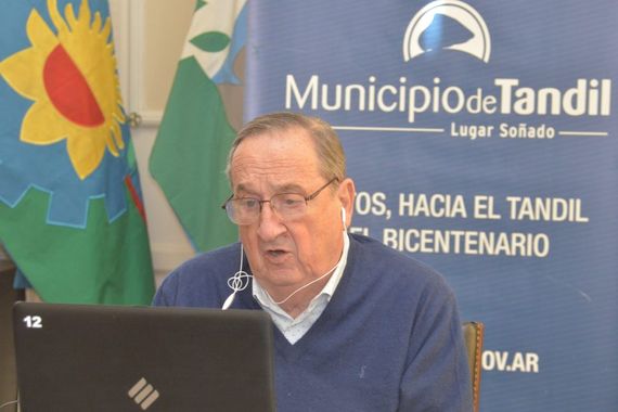 Se reunirá el comité pro vacuna en medio del escándalo por la inmunización de funcionarios