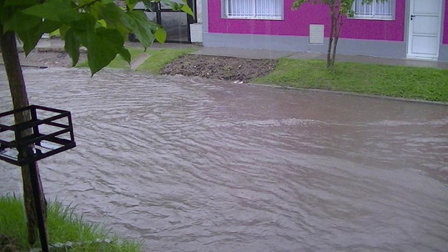 Las zonas más afectadas por el temporal aguardan por el Colector Cloacal Norte