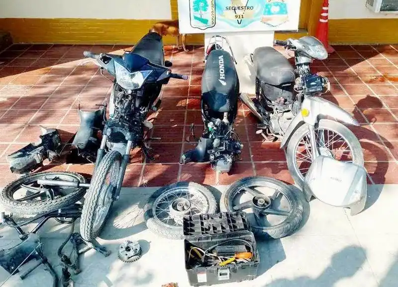 La Policía recuperó cuatro motos y retuvo a un adolescente