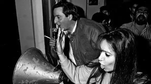 El día que por la crisis Néstor Kirchner no pudo pagar sueldos y aguinaldos en Santa Cruz y los redujo