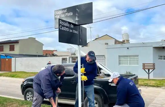 Instalaron nueva señalética en las calles de Batán