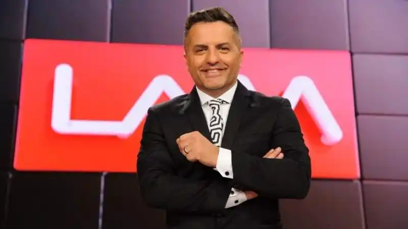 Ángel de Brito en aislamiento por contacto estrecho