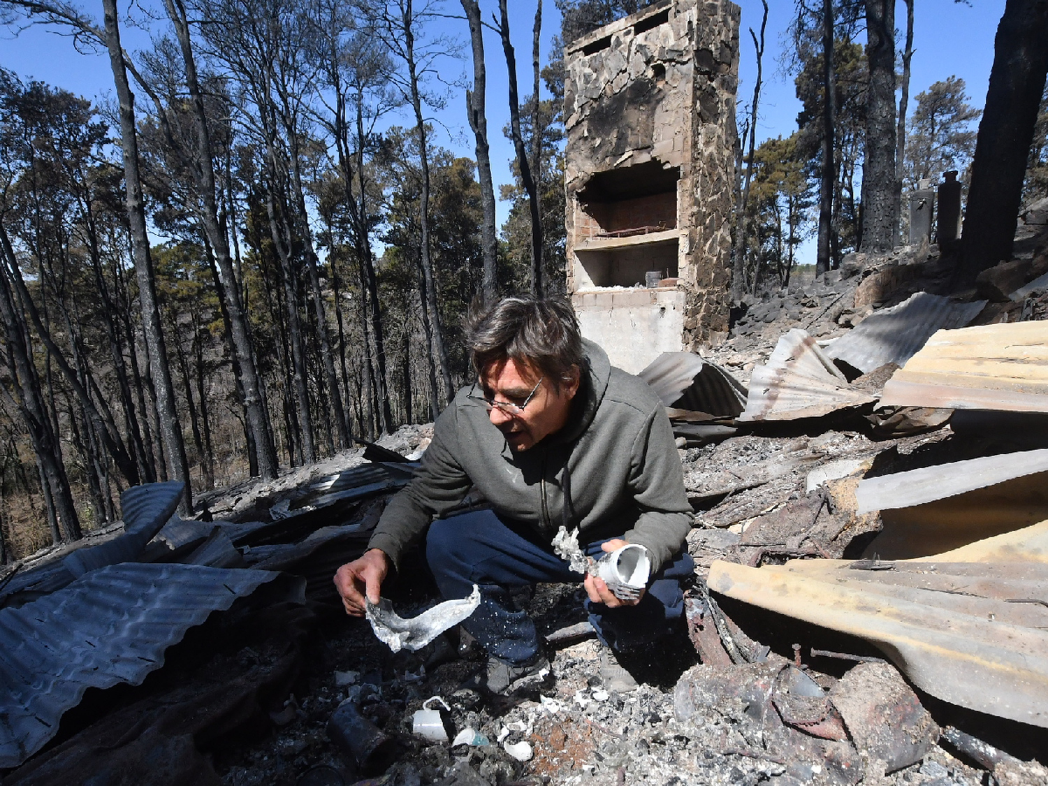 Tristeza, amargura, dolor y bronca, sensaciones de los afectados por los incendios en Córdoba