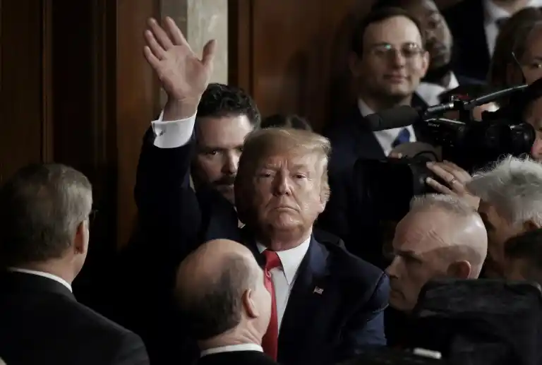 El Senado absolvió al presidente Donald Trump y puso punto final al juicio político