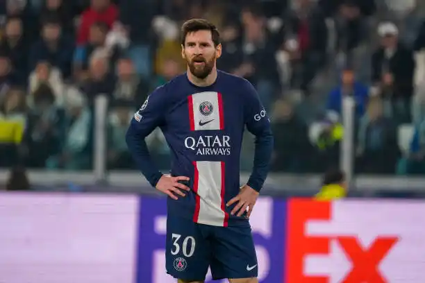 Messi no estará en PSG por precaución