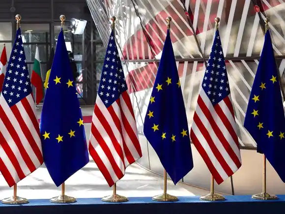 EE. UU. y la Unión Europea llegan a un acuerdo por aranceles a autos y medicamentos