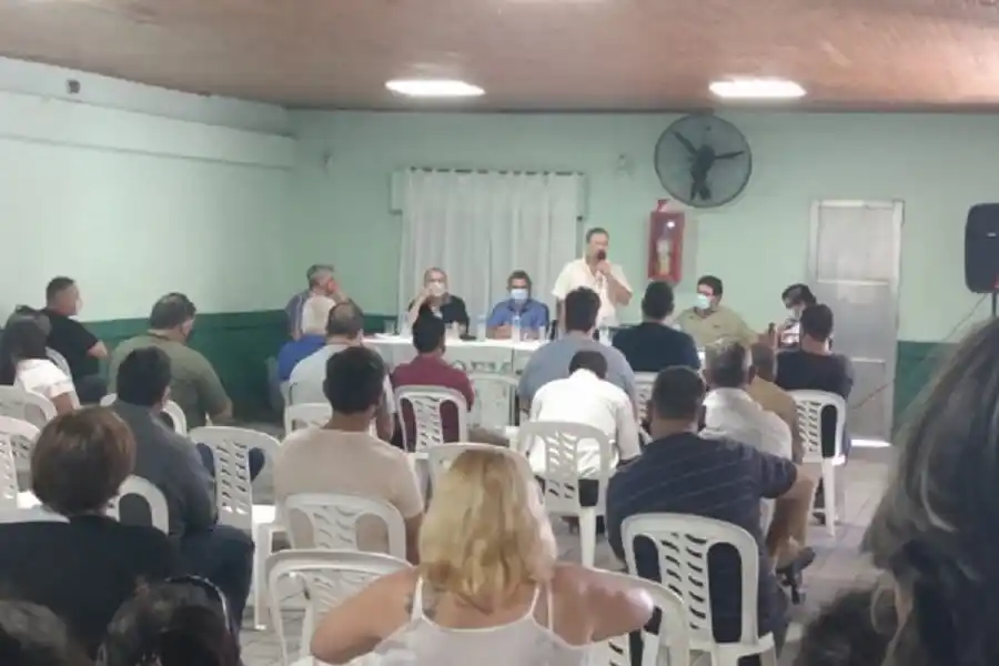 «Estamos en paritarias y en algunos municipios se avizoran conflictos»