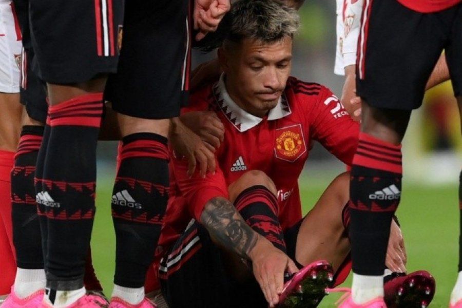 Se confirmó la lesión de Lisandro Martínez en el Manchester United: cuándo volverá a jugar