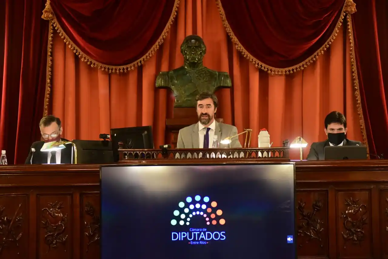 Diputados aprobó ley de redacción de sentencias en lenguaje claro