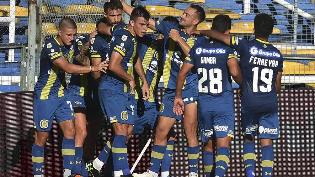 Central goleó a Defensa