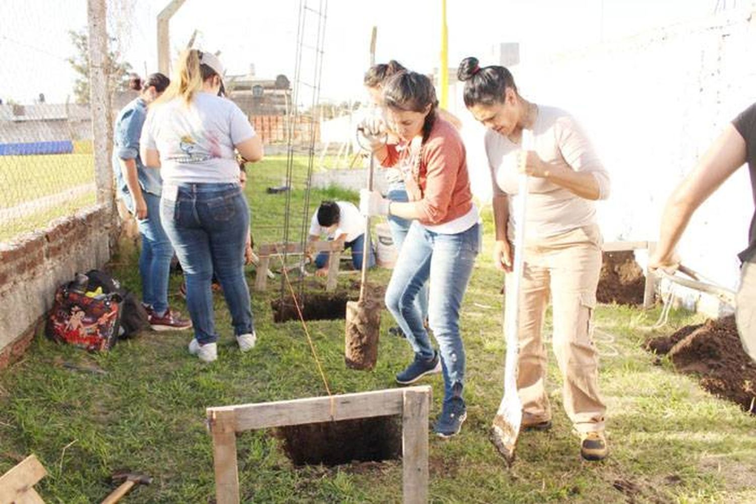 CAFESG y Manos a la Obra se  unen para capacitar mujeres  en construcción