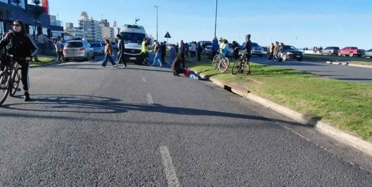 El siniestro vial ocurrido durante la tarde del sábado Créditos: La Capital
