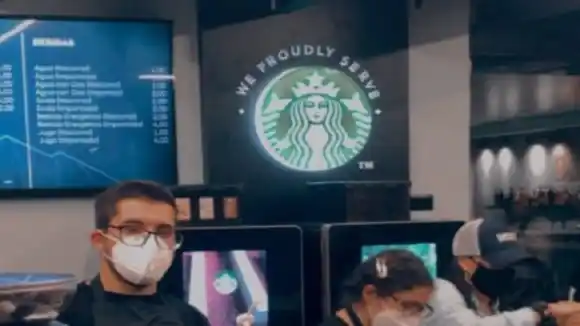 ¿STARBUCKS EN CARACAS? O el uso conveniente de una marca para atraer clientes