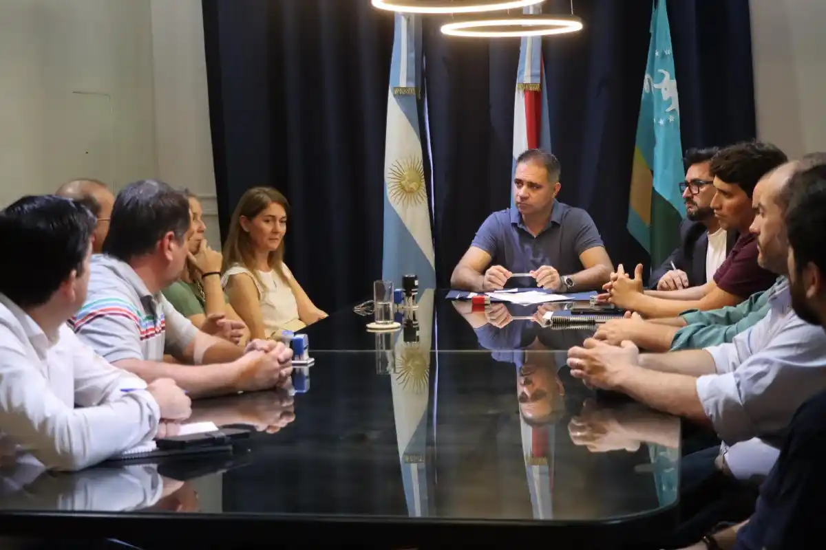 El Municipio firmó un convenio de colaboración con las escuelas técnicas