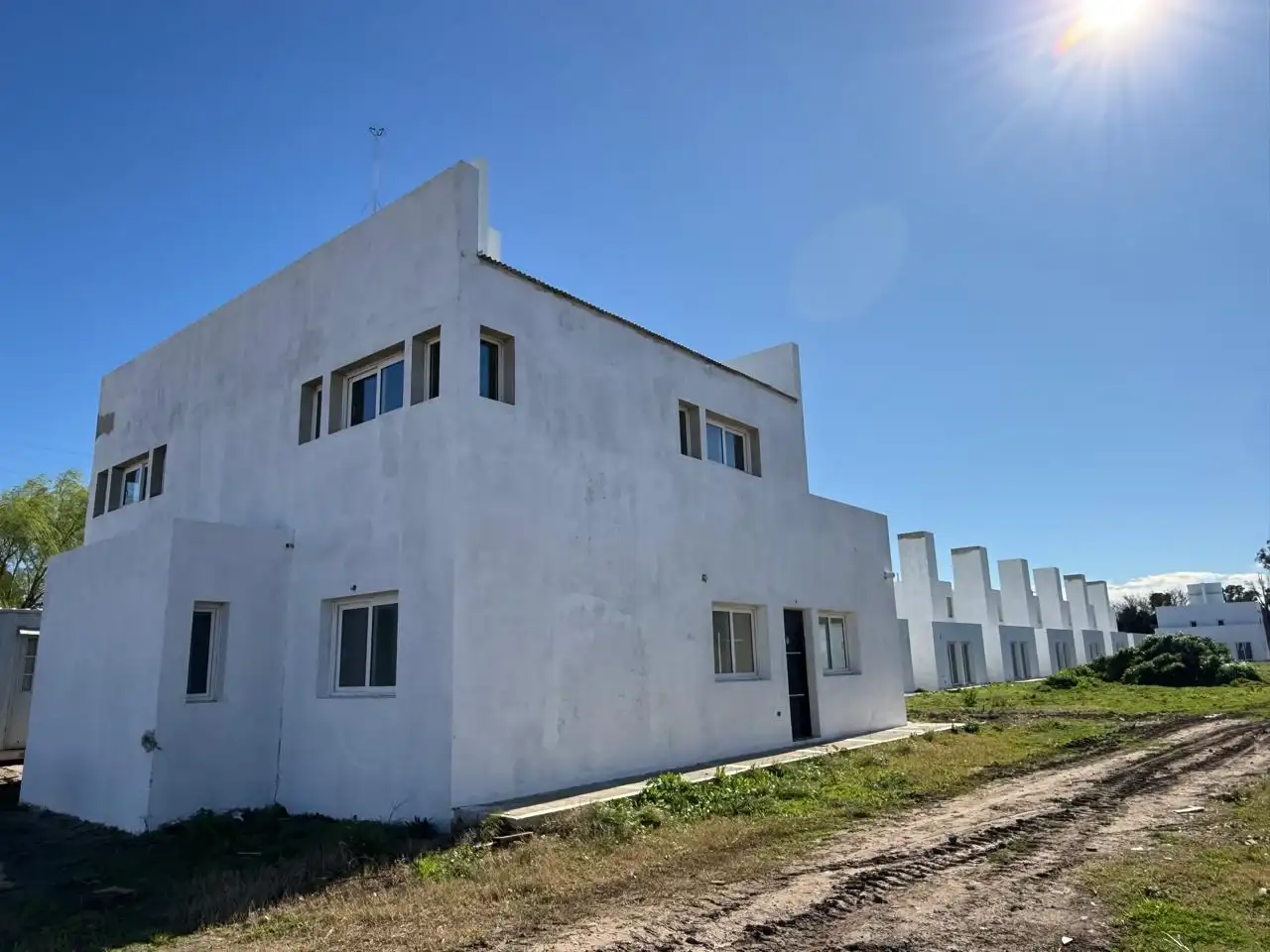 Sans Souci avanza lento, mientras continúan las reuniones que definirán la continuidad de la obra.