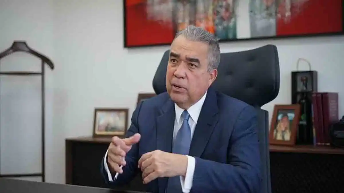 PIDE PARTICIPAR masivamente el 28JUL: Luis Eduardo Martínez  inscribe su candidatura a la presidencia