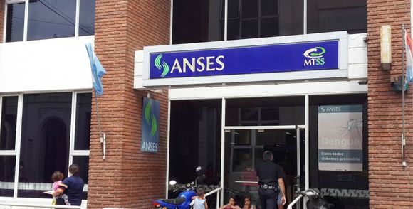 Bono de $ 100.000 con un simple trámite a los beneficiarios de AUH