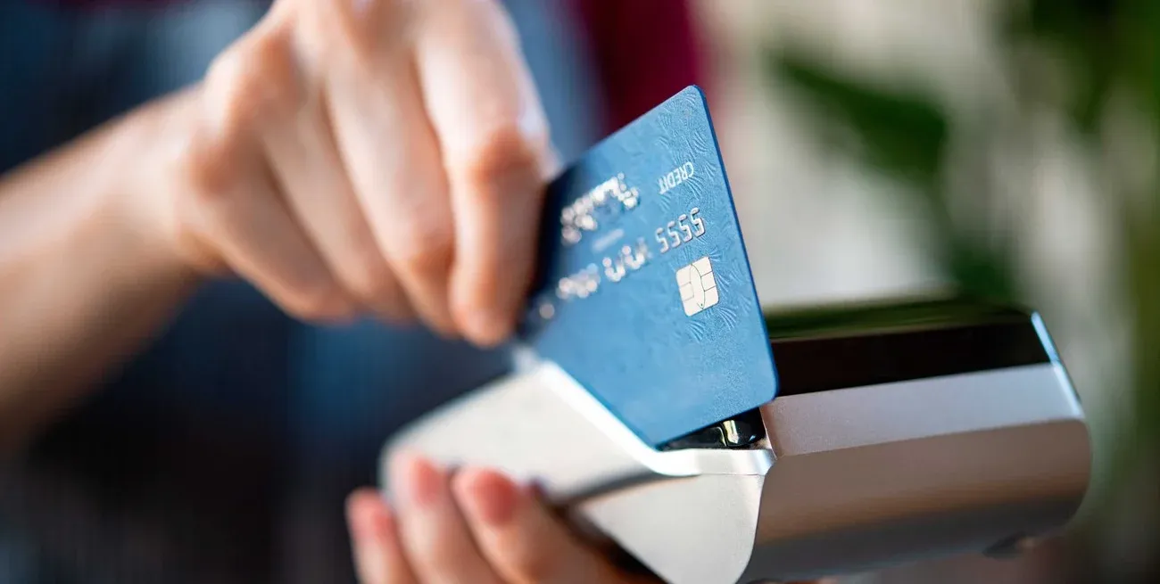 Se viene una nueva manera de calcular las compras en el exterior con tarjetas.
