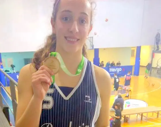 El básquetbol dio la primera medalla dorada de los Juegos