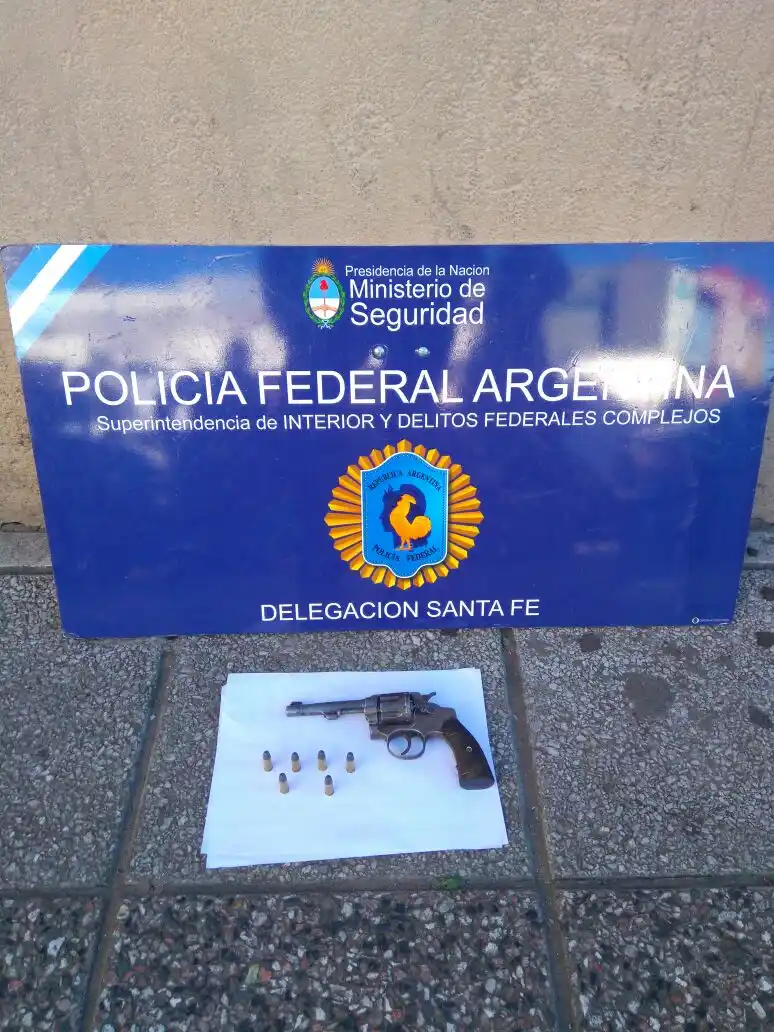 Policía Federal detuvo a dos ladrones in fraganti en Santa Fe