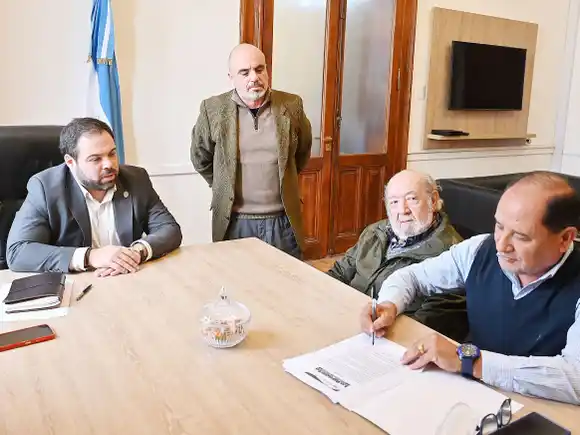 El Gobierno y la Asociación Bancaria firmaron un acta acuerdo para actualizar haberes de jubilados y pensionados