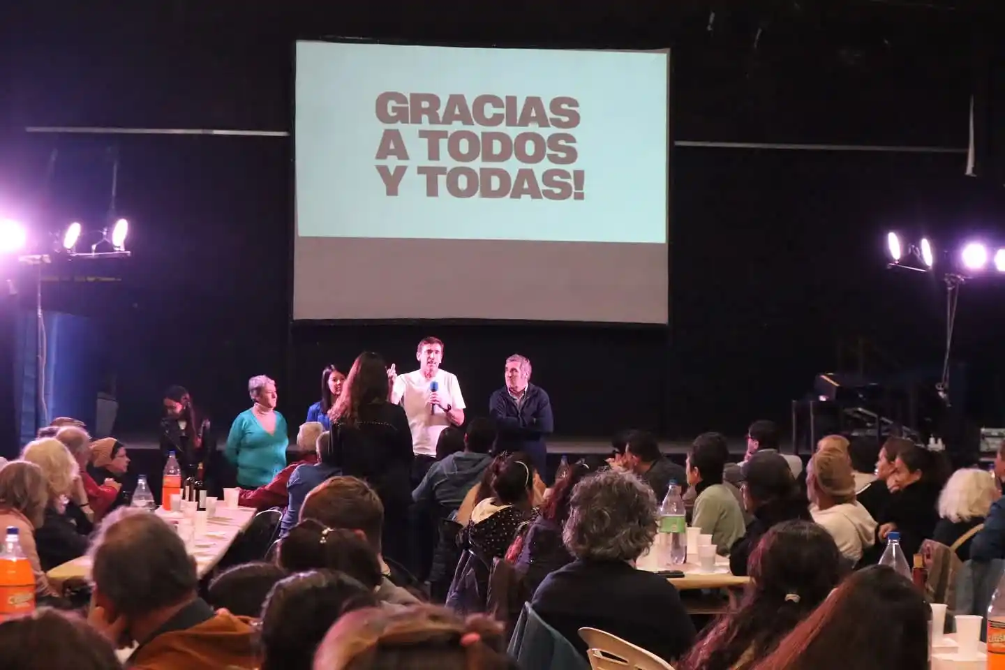 Se realizó en la Universidad Barrial el agasajo a los vecinos que fueron parte de la fiscalización electoral de Fuerza Patria Tandil.