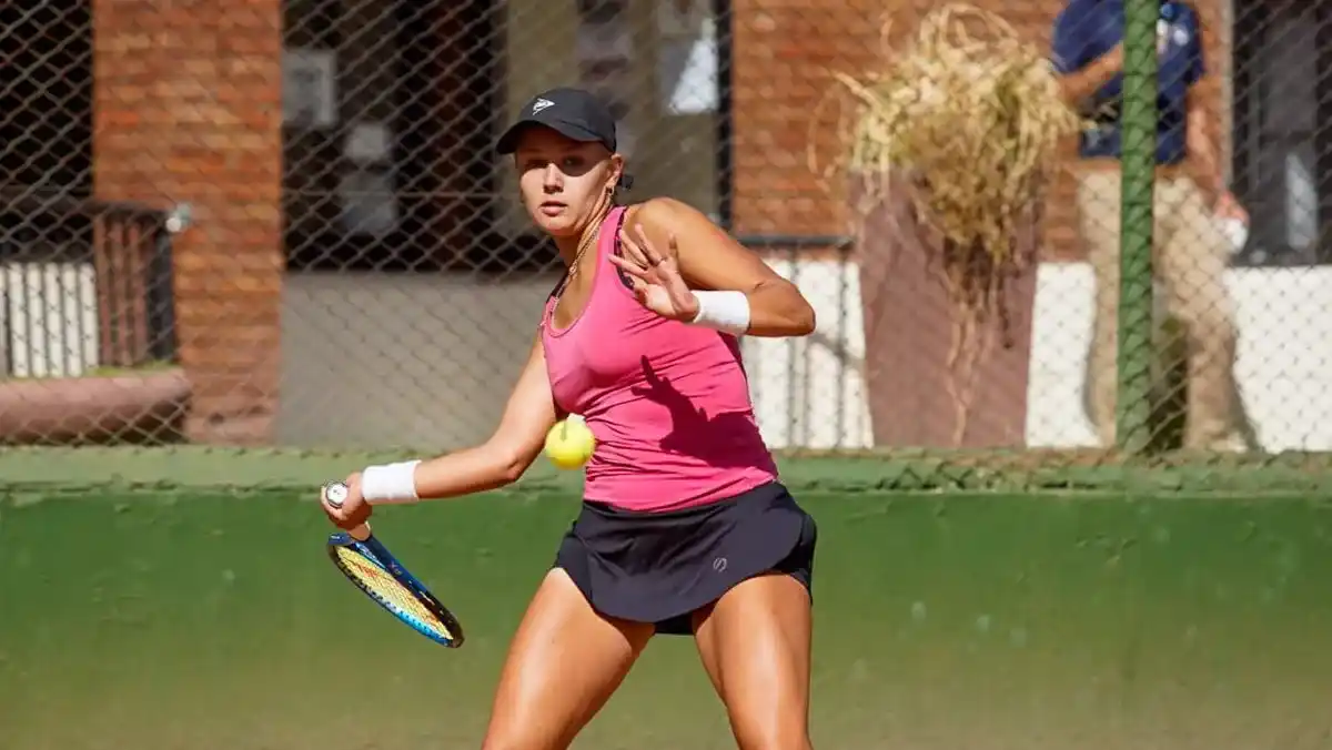 Larraya Guidi ganó en el debut.