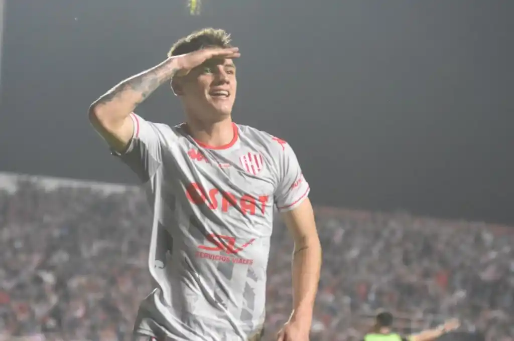 Unión enfrenta a River en el Monumental