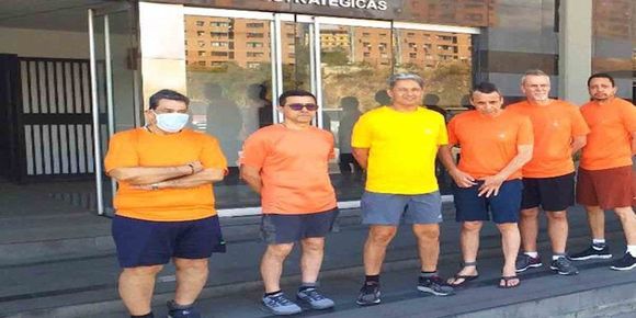 Hijas de ejecutivo de Citgo piden liberación de los seis detenidos en Venezuela