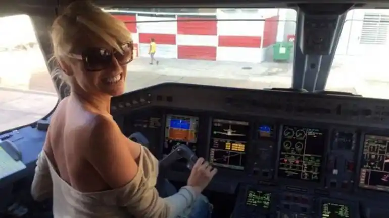 Piden que Vicky Xipolitakis vaya a juicio oral por el vuelo del escándalo