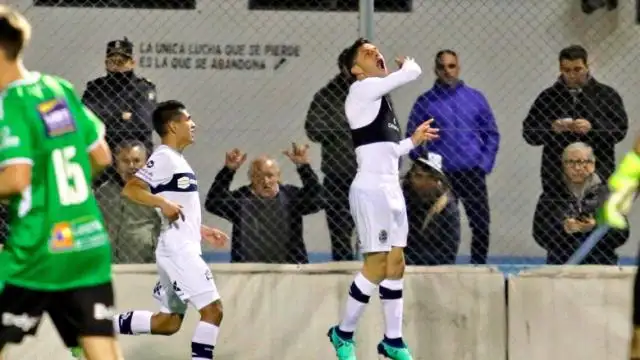 Gimnasia le ganó a Sportivo Belgrano y continúa en la Copa Argentina